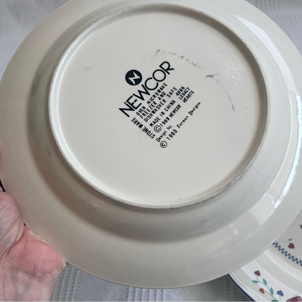 Set of 3 Newcor Legacy Hearts Stoneware Dinner Plates 10.5” Vintage - Picture 8 of 14
